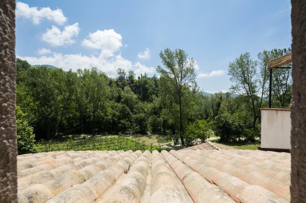 Agriturismo Di La Dall'Acqua Фивиццано Экстерьер фото
