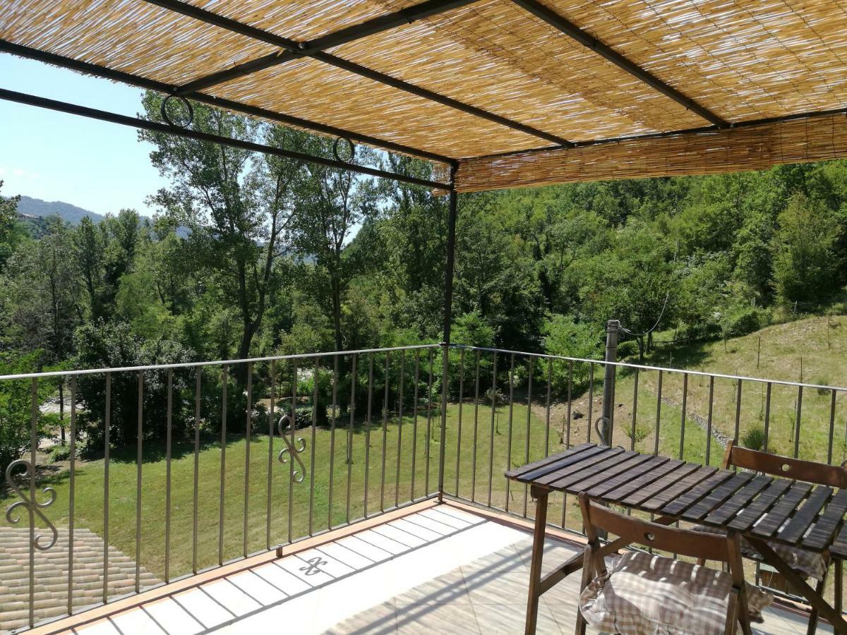 Agriturismo Di La Dall'Acqua Фивиццано Экстерьер фото