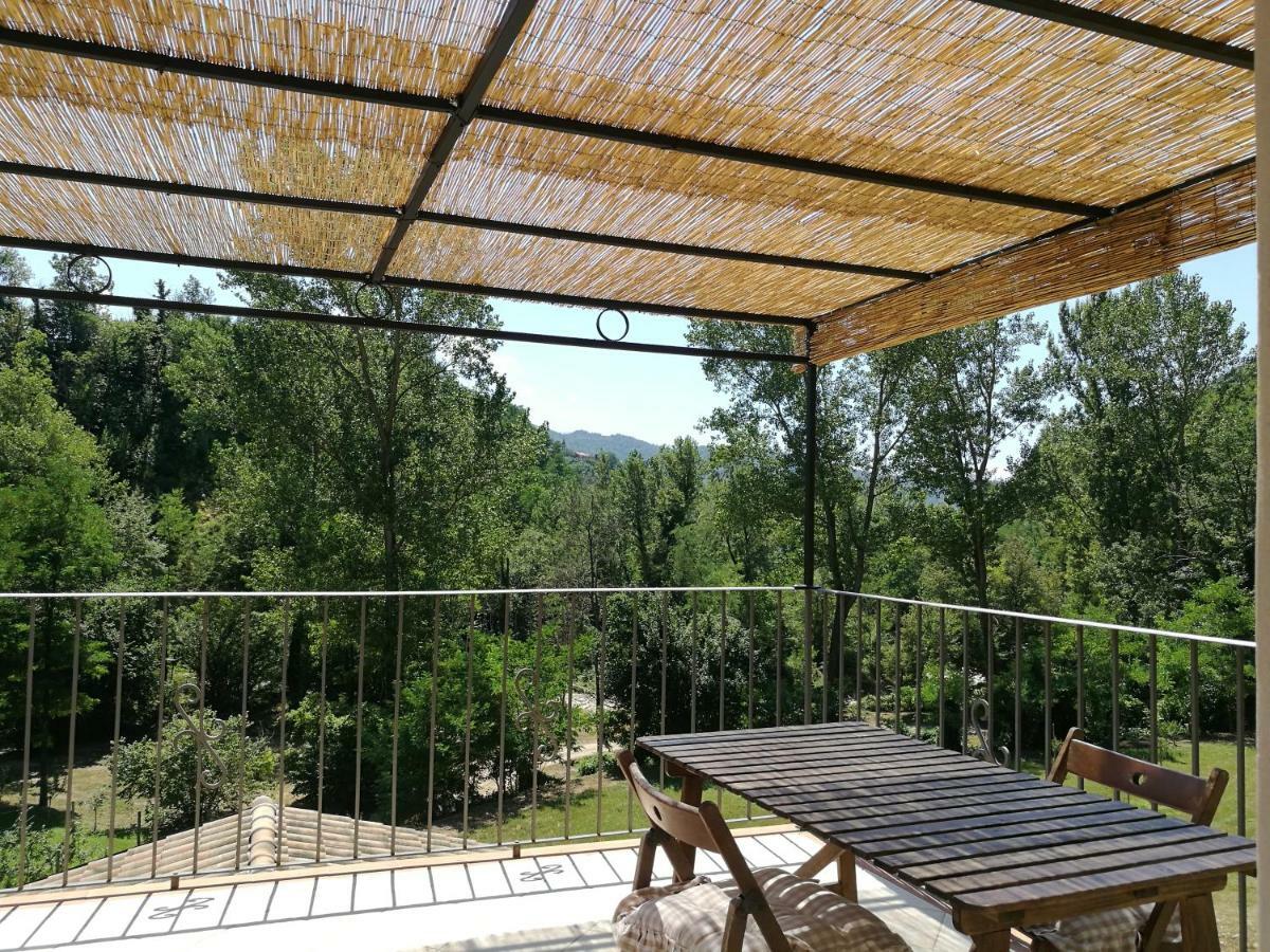 Agriturismo Di La Dall'Acqua Фивиццано Экстерьер фото